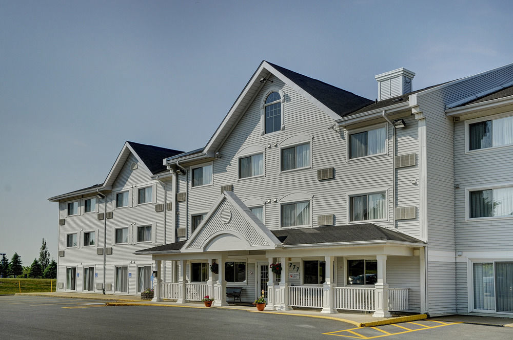 Quality Inn & Suites Bathurst Exterior foto